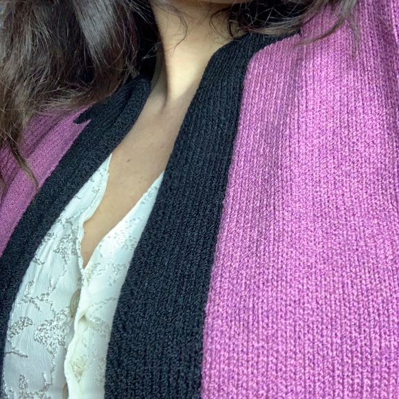 Adorable VINTAGE Cardigan - Picture 5 of 12